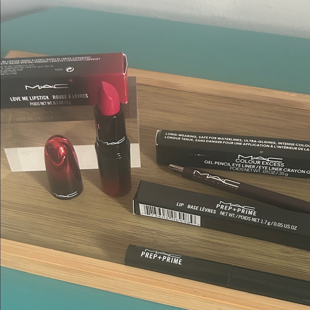 MAC Cosmetics Love Me Lipstick Prep + Prime Lipstick Primer Gel Eyeliner Pencil